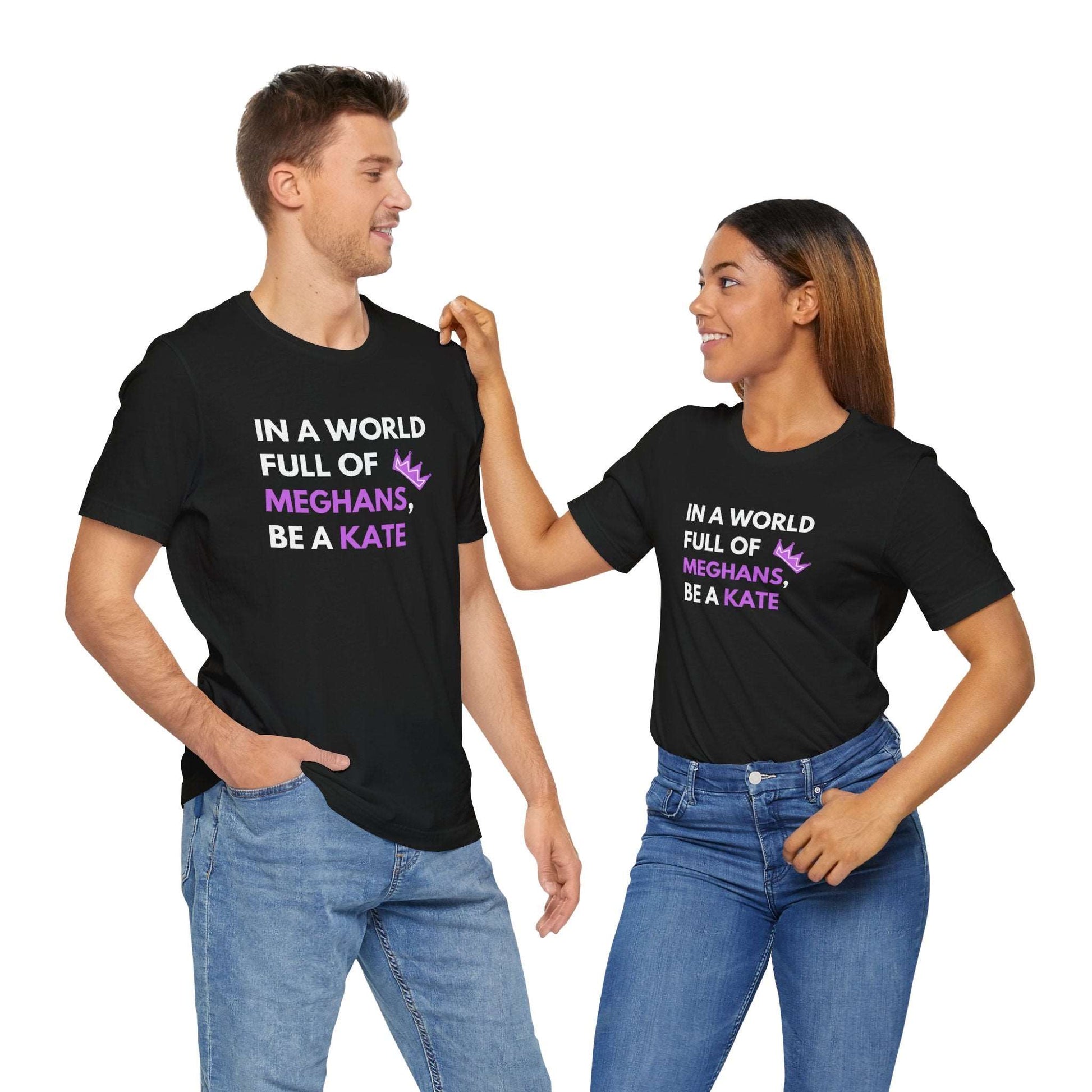 Gift tee for royal fans – show your support for Kate Middleton over Meghan Markle